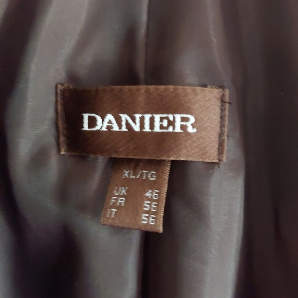 Danier leather  size XL - Picture 2 of 10